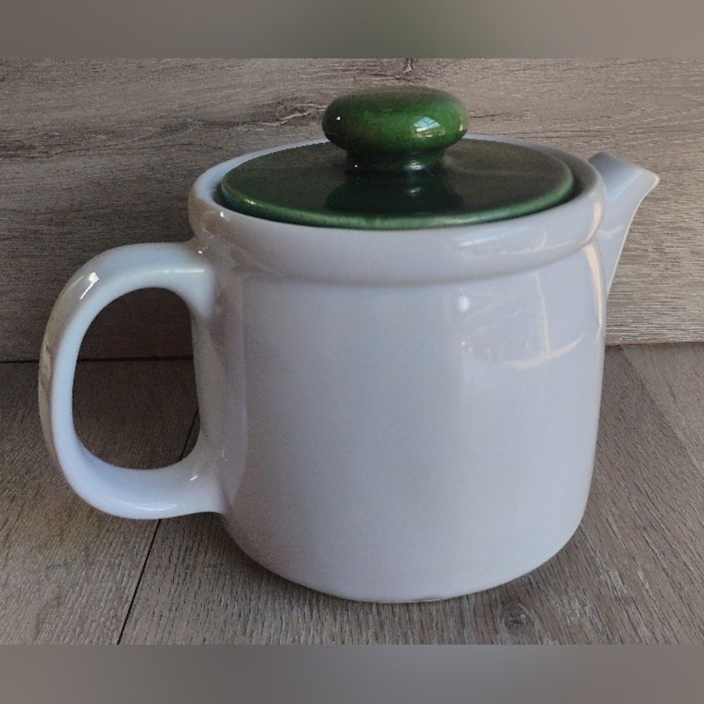 McCoy Teapot & Lid Clay Pottery Drip Glazed Vintage USA 5 Cups